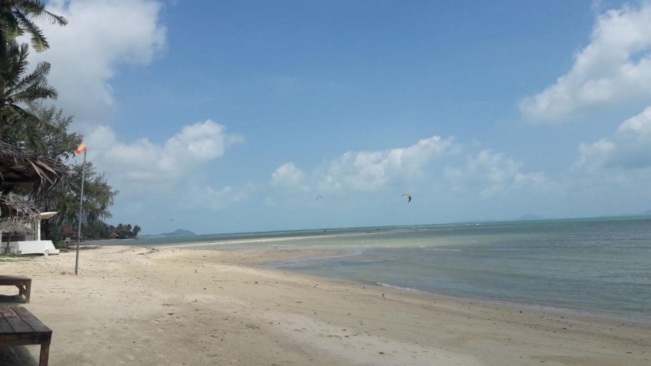 Baan Kai Hostel Baan Khai Exteriör bild